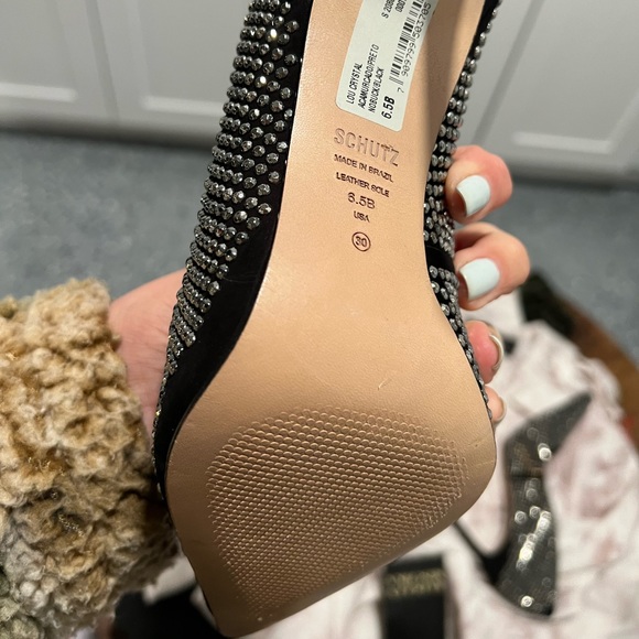 NWT SCHUTZ Lou Crystal & Rhinestones Pump 6.5 B - Picture 3 of 6